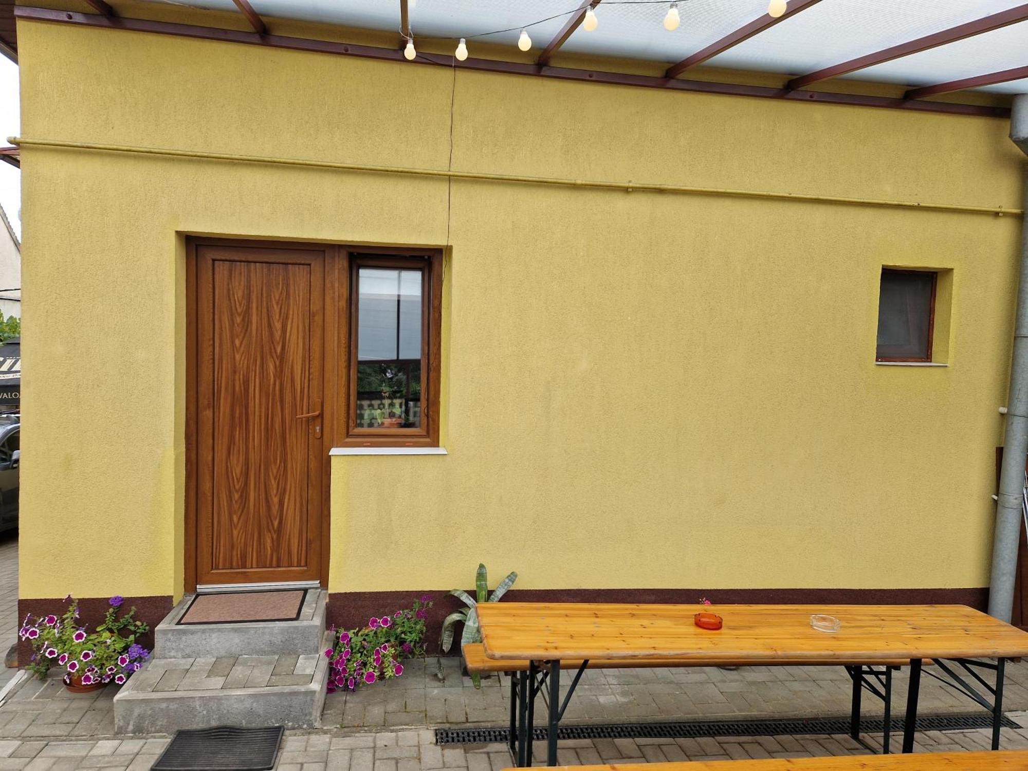 1 For Rent Hotel คลูจ-นาโปกา ภายนอก รูปภาพ