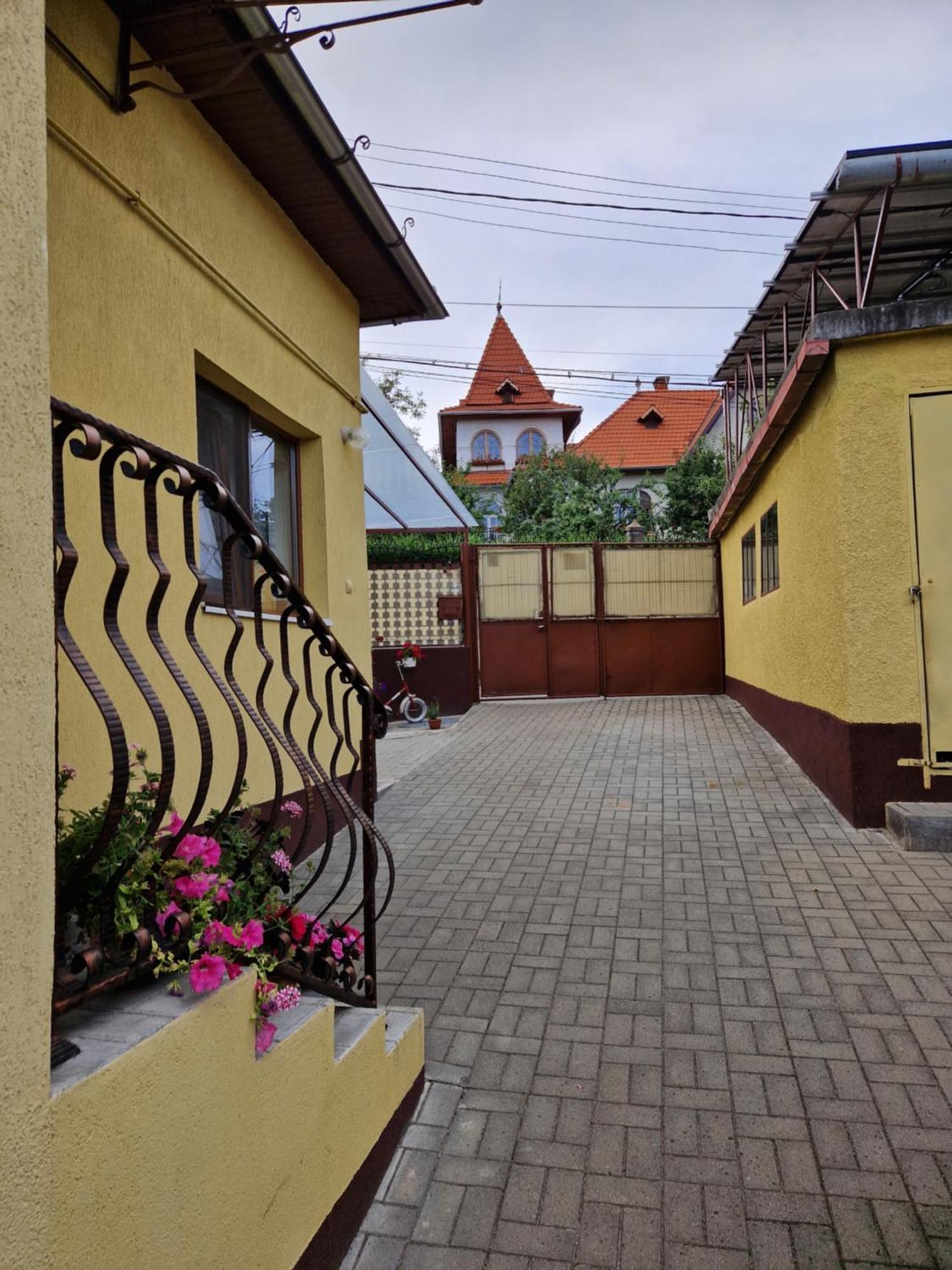 1 For Rent Hotel คลูจ-นาโปกา ภายนอก รูปภาพ