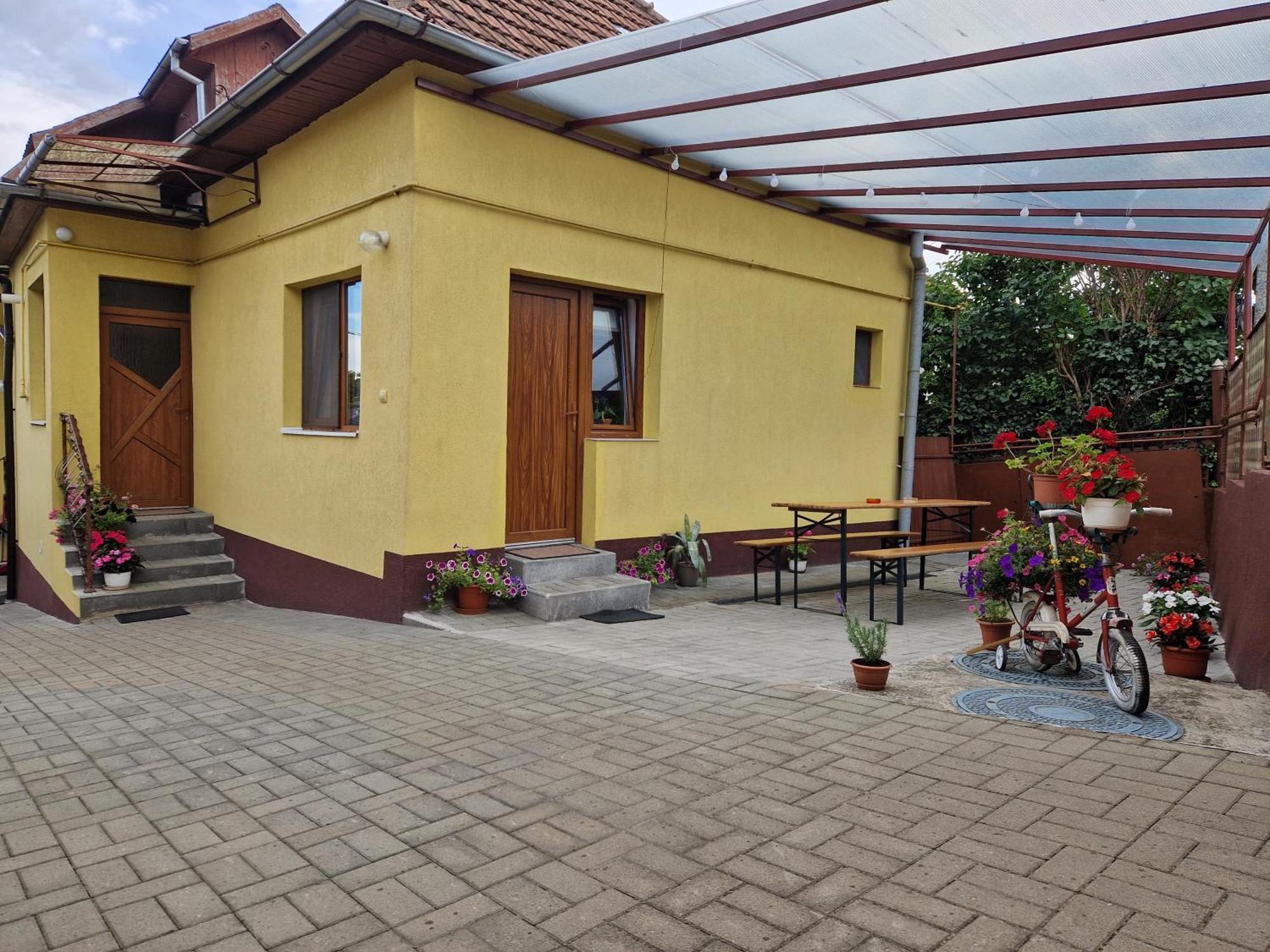 1 For Rent Hotel คลูจ-นาโปกา ภายนอก รูปภาพ